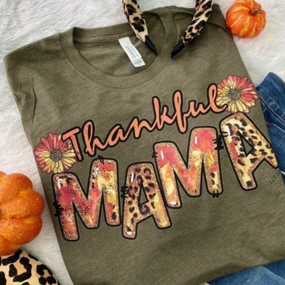 Thankful Mama Graphic Tee